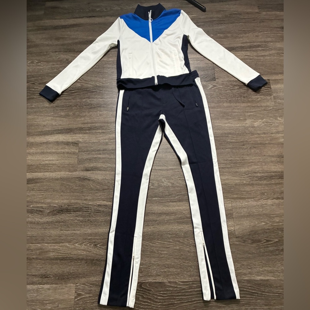 Like New Half Heart Blue and White Tracksuit. Pants 2 Jacket Small